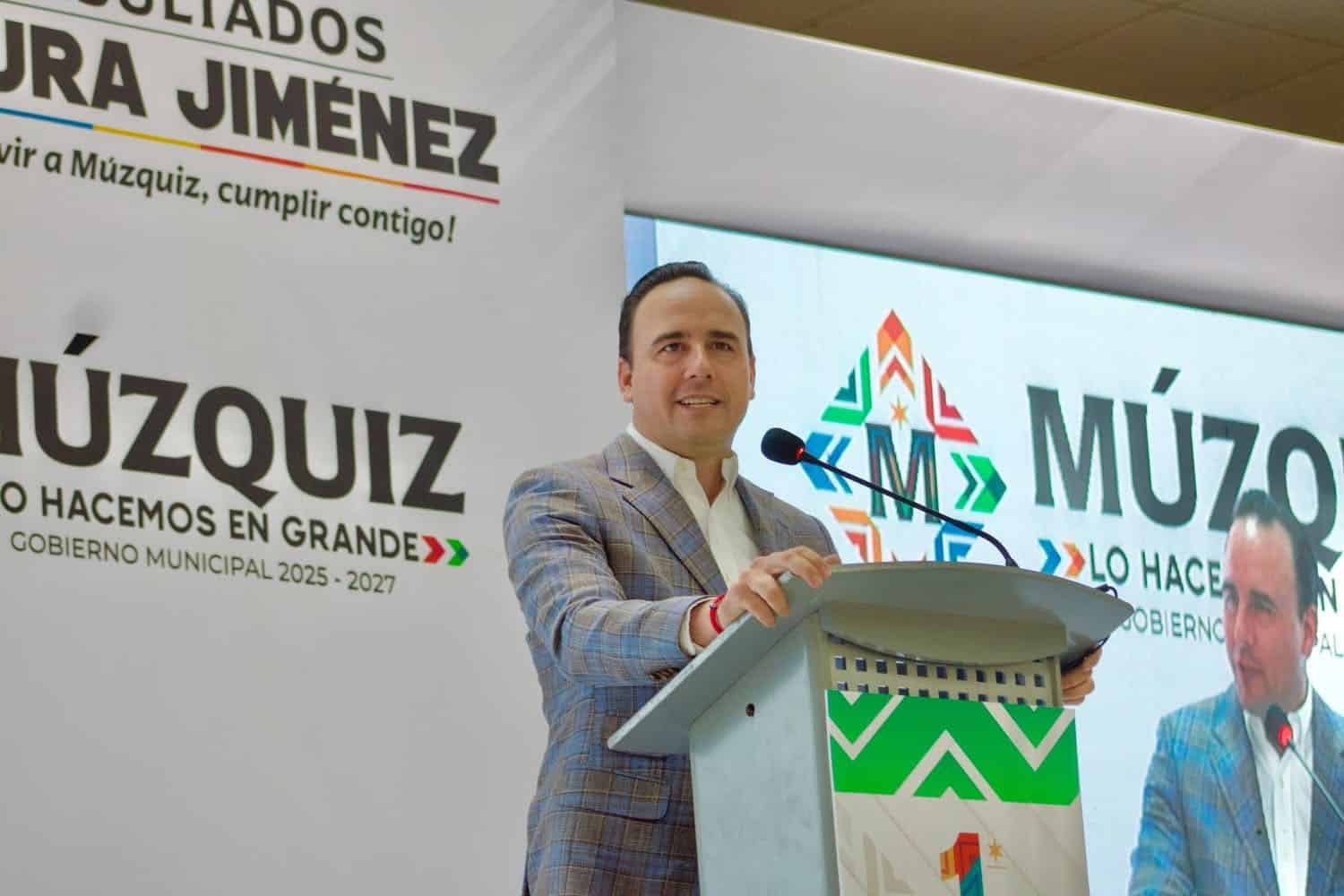 Laura Jiménez y Manolo Jiménez anuncian parques industriales en Múzquiz