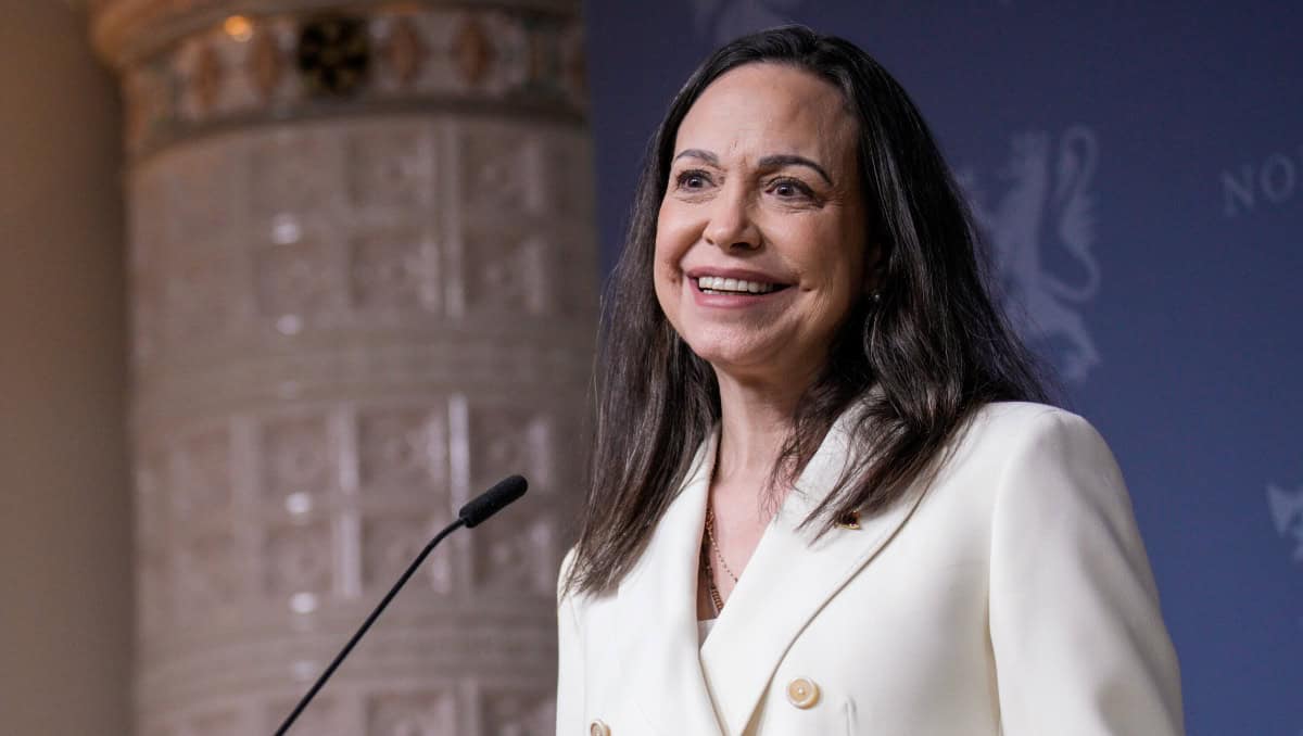 María Corina Machado recibe el Nobel en Oslo tras complicado viaje