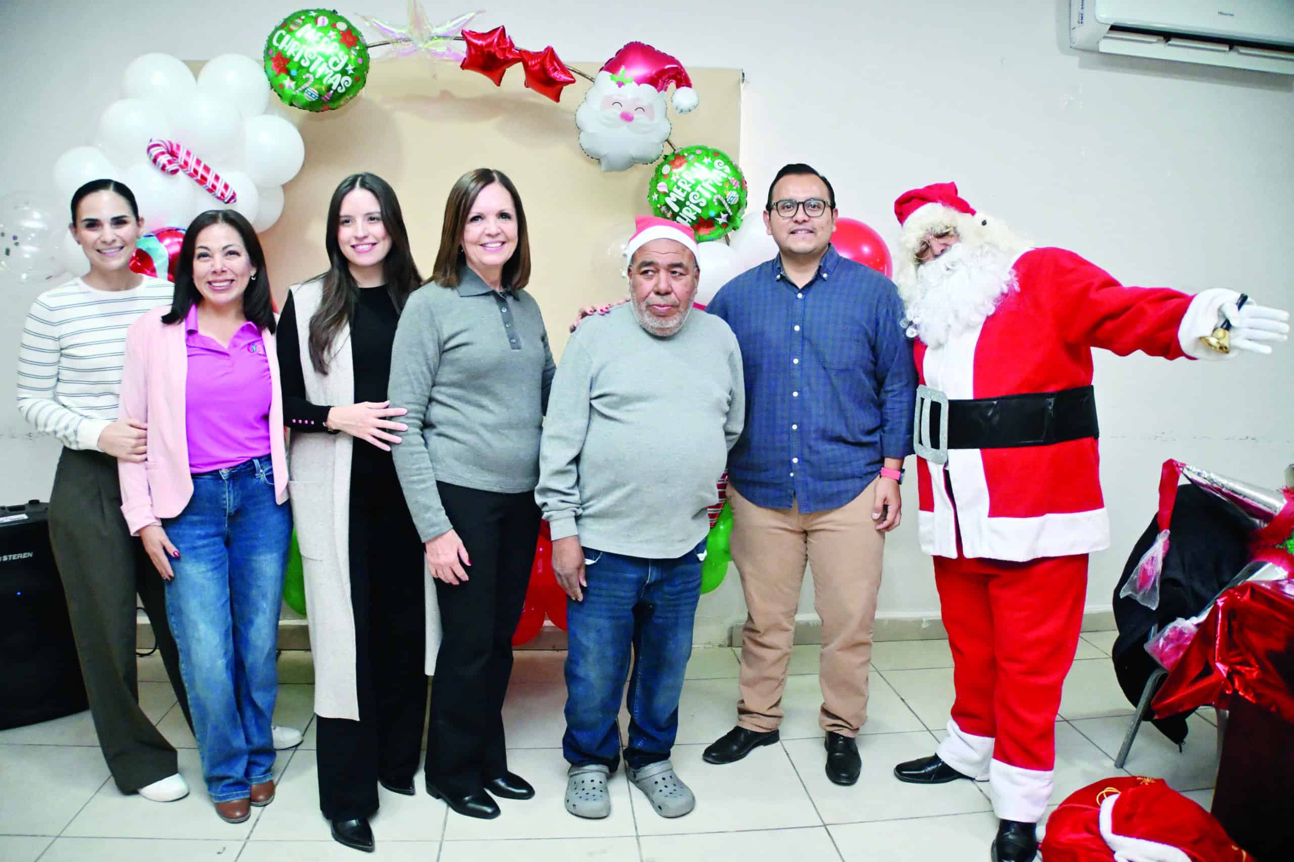 Sari Pérez encabeza la posada navideña en Frontera: unión y alegría