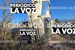 Conductor sufre vuelco de camión en Monclova