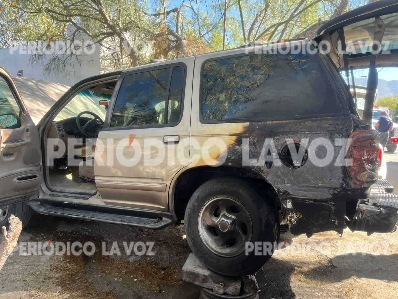 Incendio en taller mecánico de Monclova moviliza a bomberos