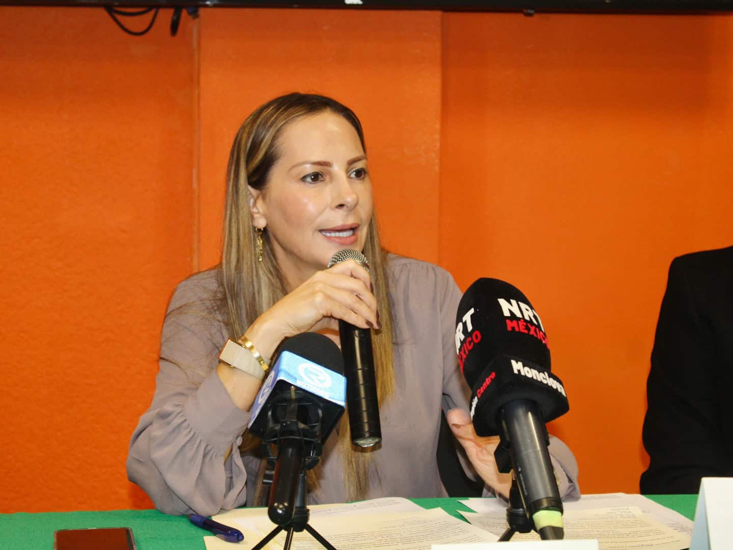 Cristina Amezcua llama a seguridad a ser embajadores turísticos en Coahuila