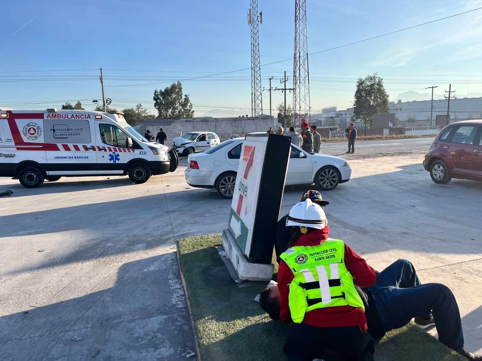 Lesionados en choque de vehículos en Ramos Arizpe: detalles del accidente