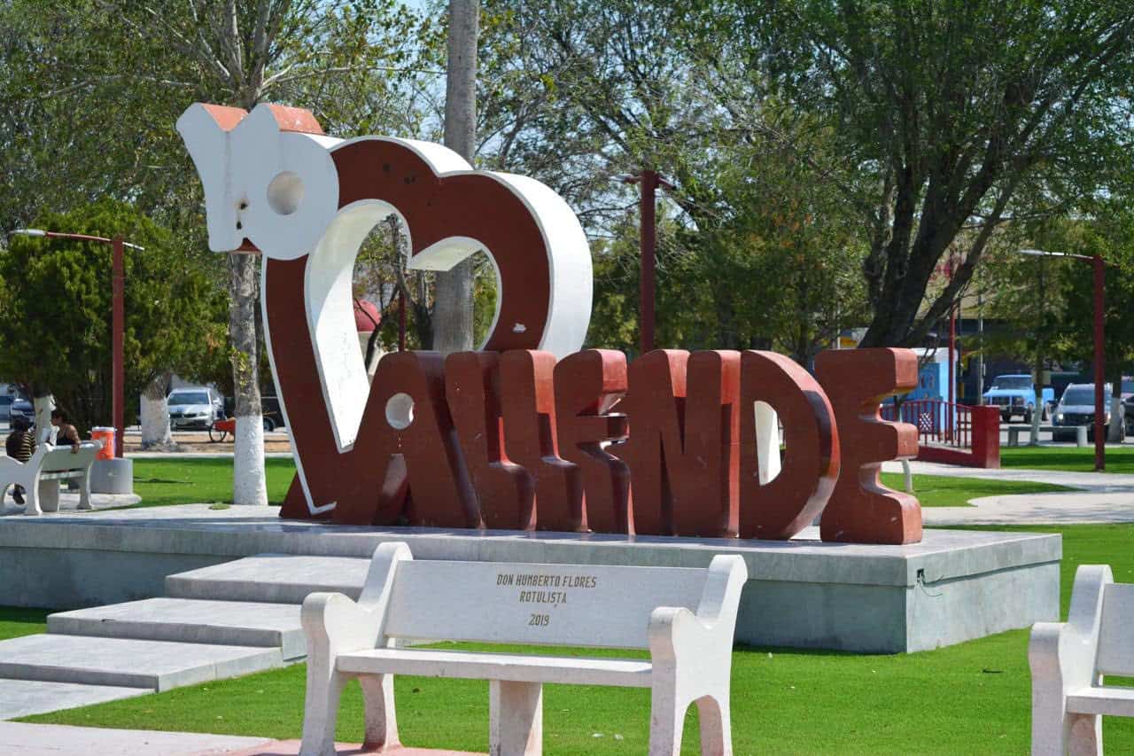 Incertidumbre por retiro de letras monumentales y juegos infantiles en Allende