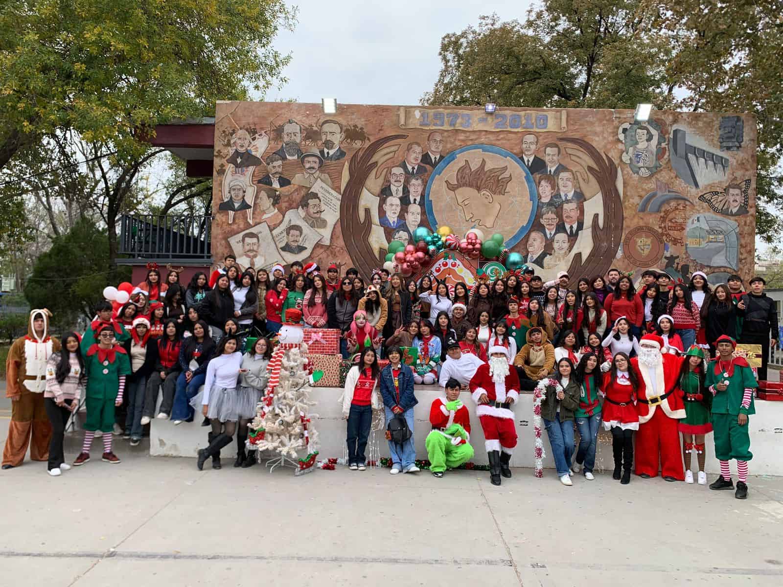 Festival navide&ntilde;o une a Cbtis 54 y Jard&iacute;n de Ni&ntilde;os Griselda &Aacute;lvarez Ponce Le&oacute;n