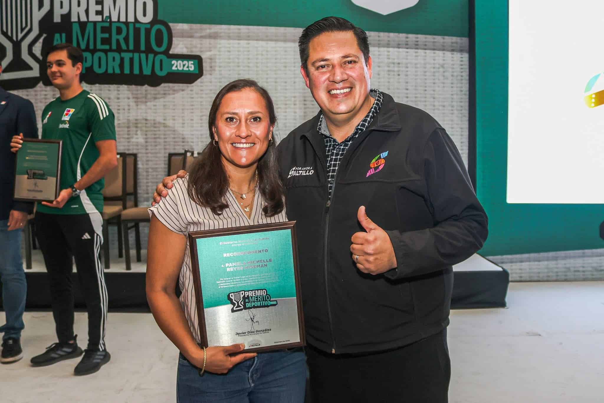 Edgar Omar Puentes Montes presenta programa de apoyo a deportistas en Saltillo