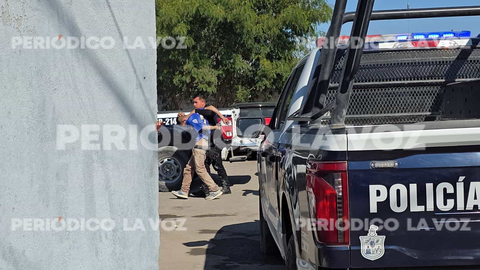 Detienen a joven por portar arma prohibida en Monclova