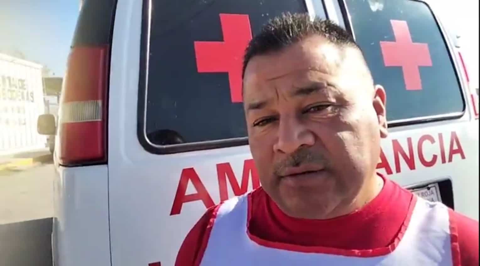 Motociclista atropellado en Sabinas: Cruz Roja lo traslada al hospital