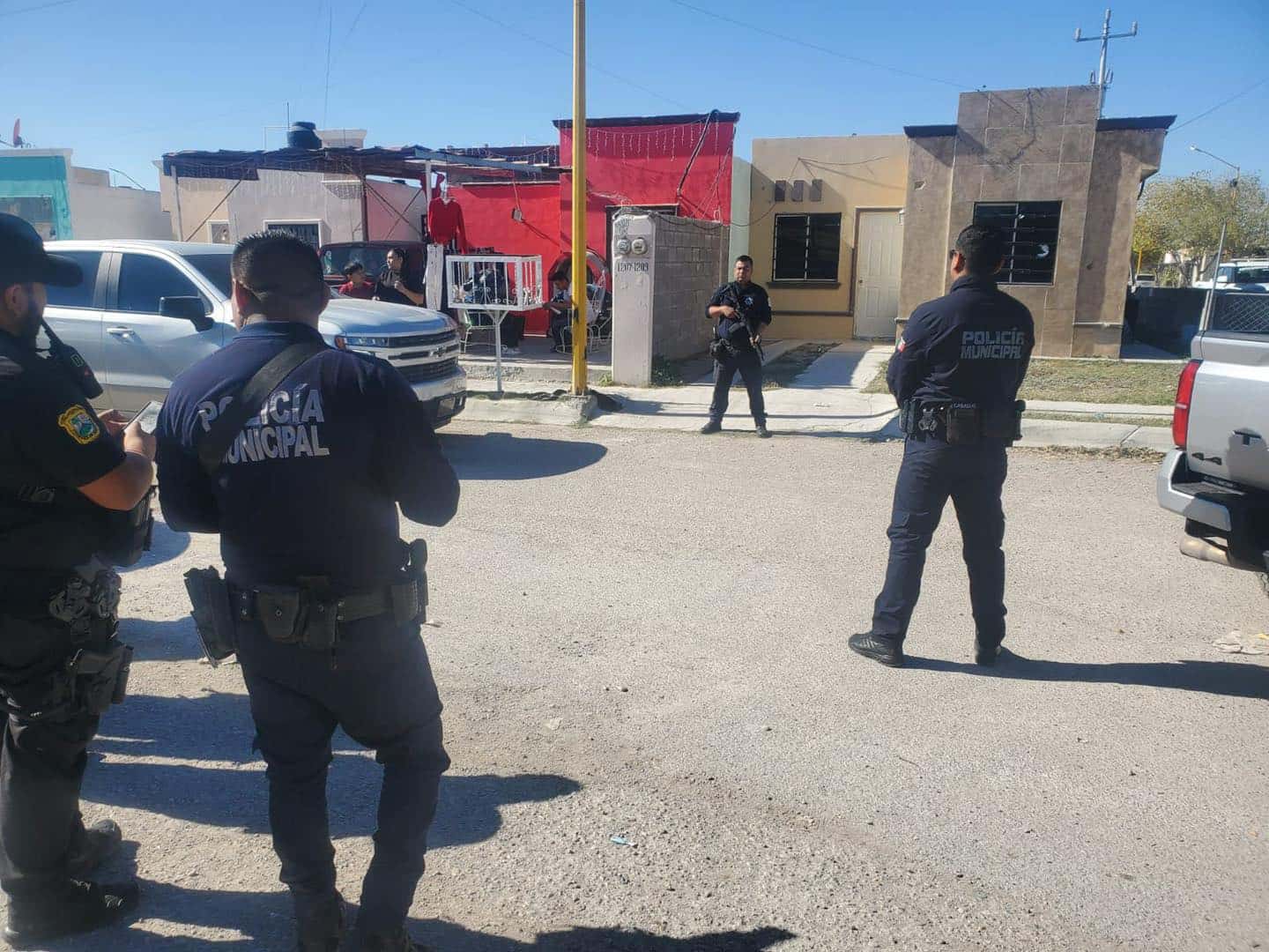 Cuatro cateos en la regi&oacute;n dejan decomisos de droga y dos detenidos en Nava