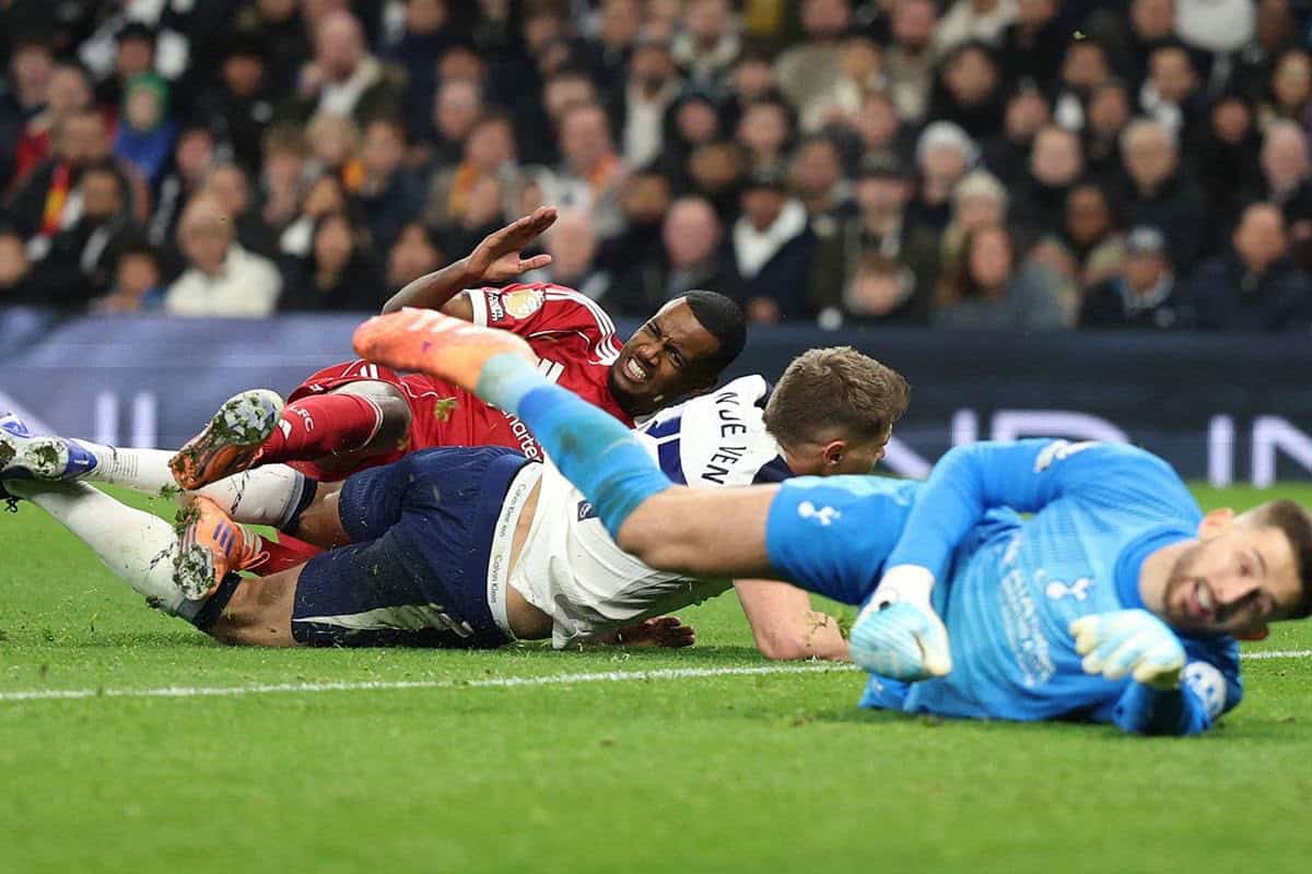 Alexander Isak se pierde dos meses con Liverpool por lesi&oacute;n