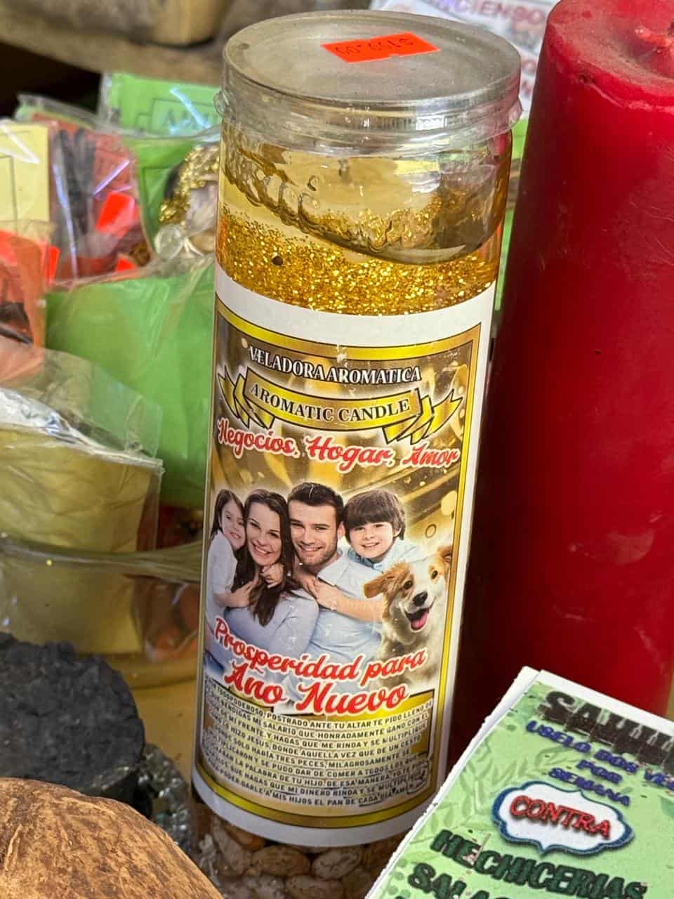 Polvo de oro y amuletos: la esperanza se vende en el Centro de Monclova