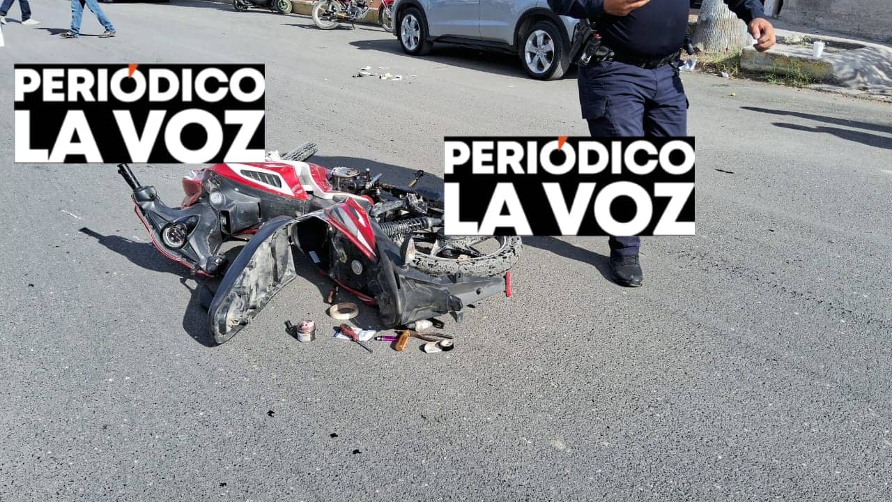 William N, adolescente en moto, sufre accidente en colonia Borja