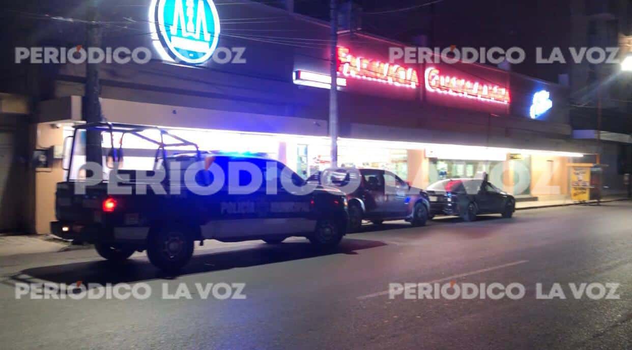 Detienen a mujer tras asalto en farmacia de Monclova; c&oacute;mplice logra escapar
