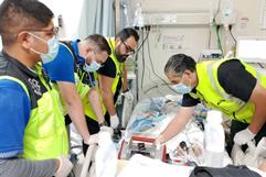 Trasladan a menor de edad a Galveston