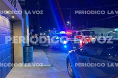 Bomberos controlan incendio en casa en Monclova