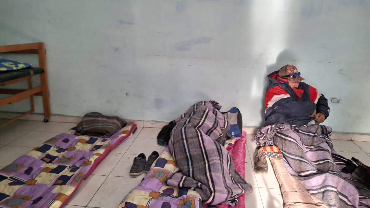 Pedro Alvarado informa sobre apoyo a personas sin hogar en Monclova