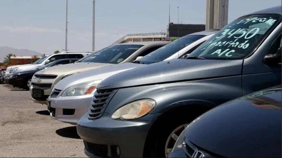 Claudia Sheinbaum cierra programa de regularizaci&oacute;n de autos chocolate