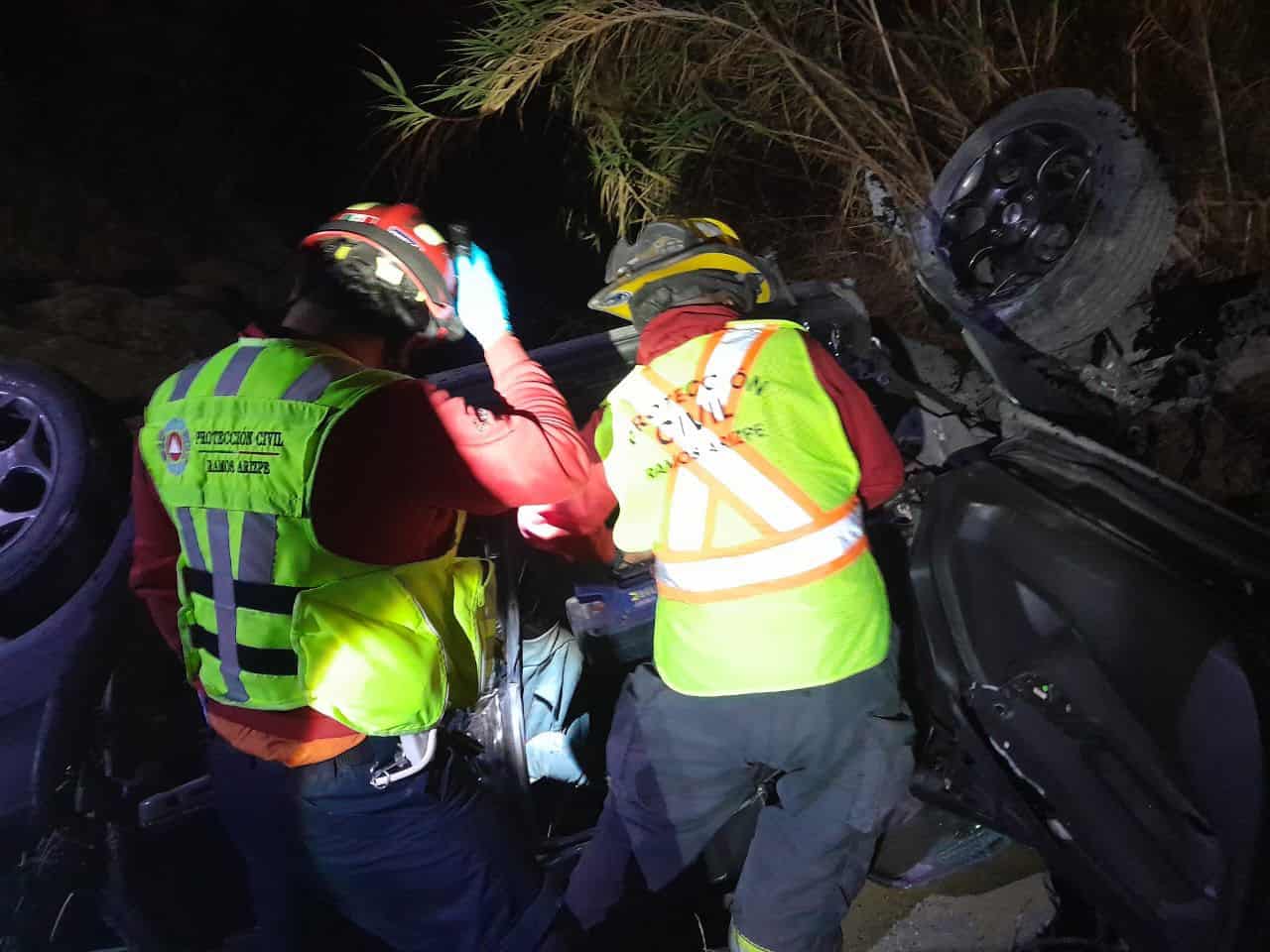 Tr&aacute;gico accidente automovil&iacute;stico cobra la vida de conductor