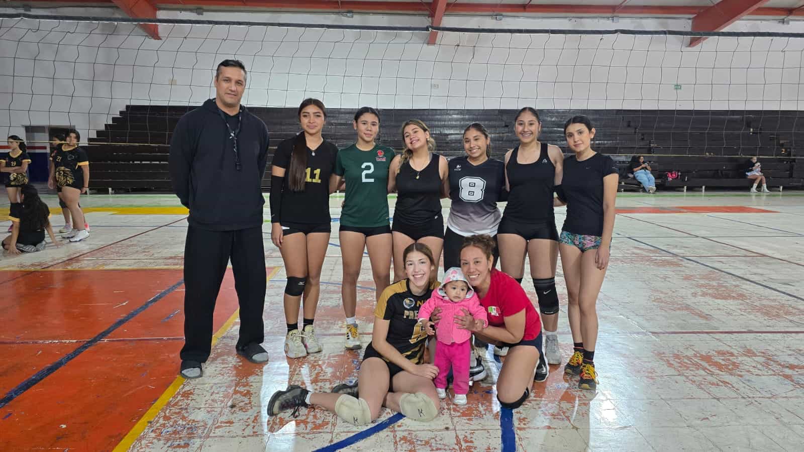 Vaqueras se coronan campeonas de la Liga de Voleibol Rangelitos en Monclova