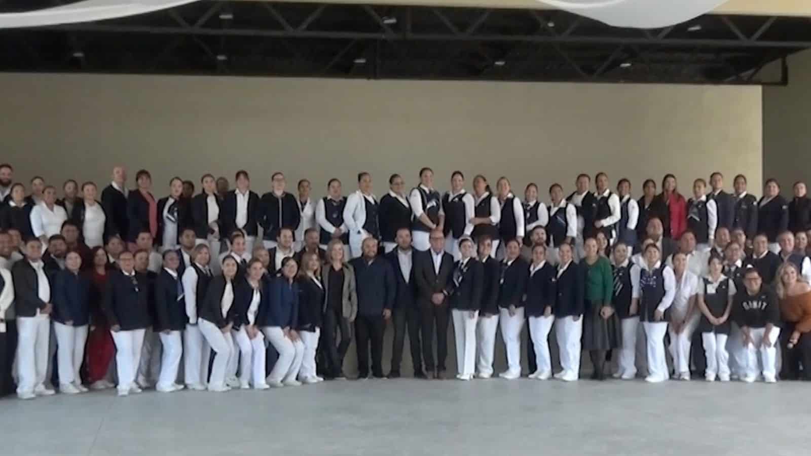 Enfermeros de Piedras Negras son reconocidos por su labor en salud por Francisco Osorio Morales