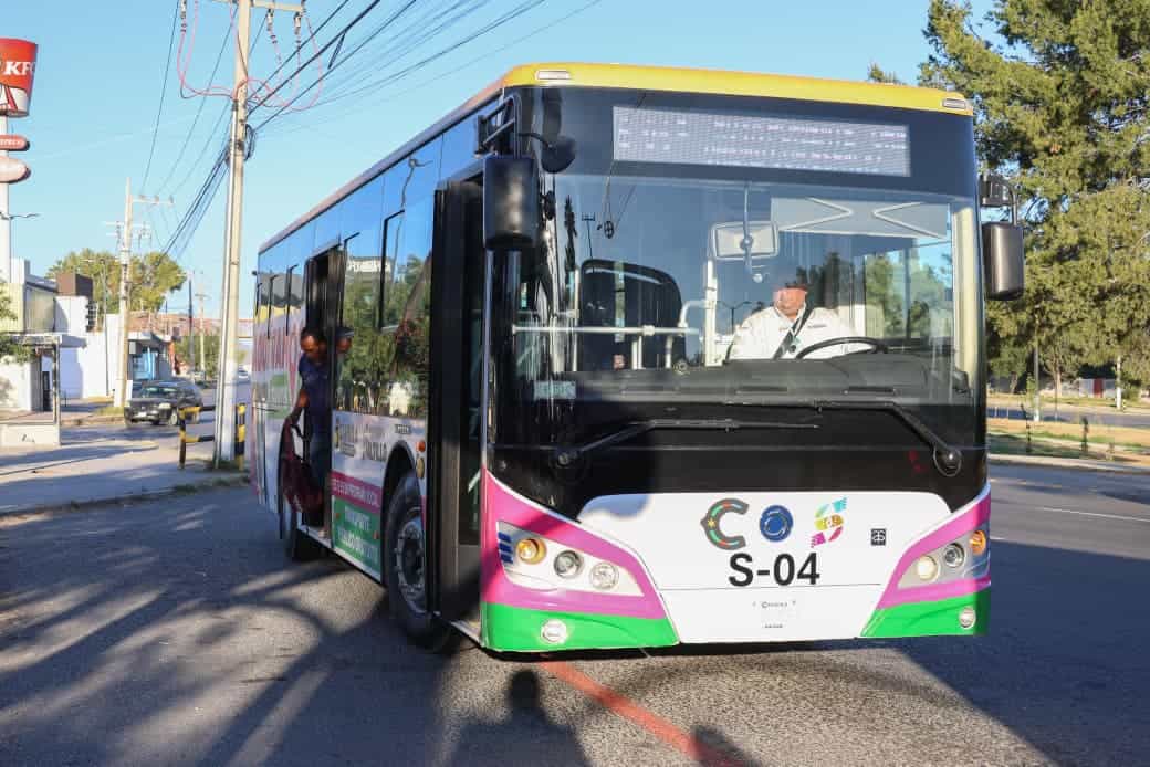 Javier D&iacute;az presenta nuevas rutas alimentadoras de transporte en Saltillo
