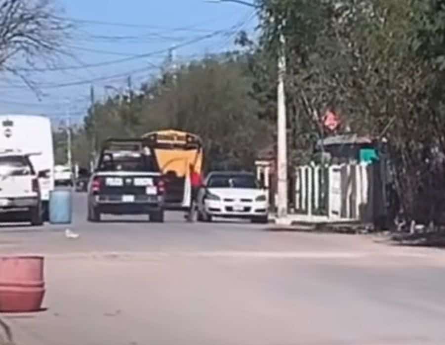 Polic&iacute;as agreden a ciclista en Piedras Negras: video muestra el hecho