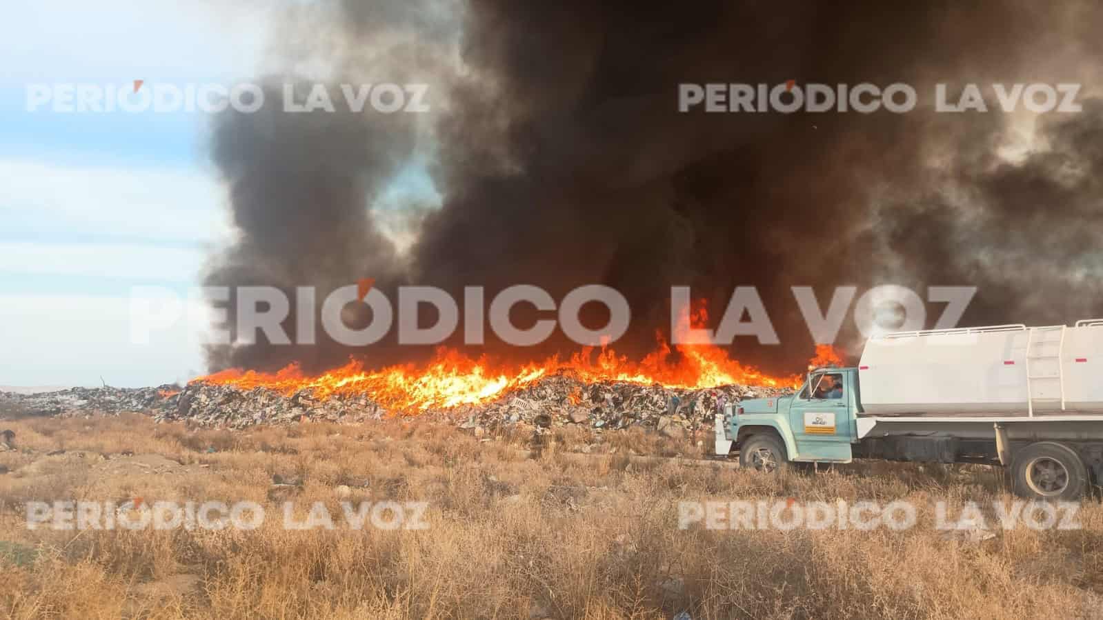 Incendio en basurero de San Buenaventura