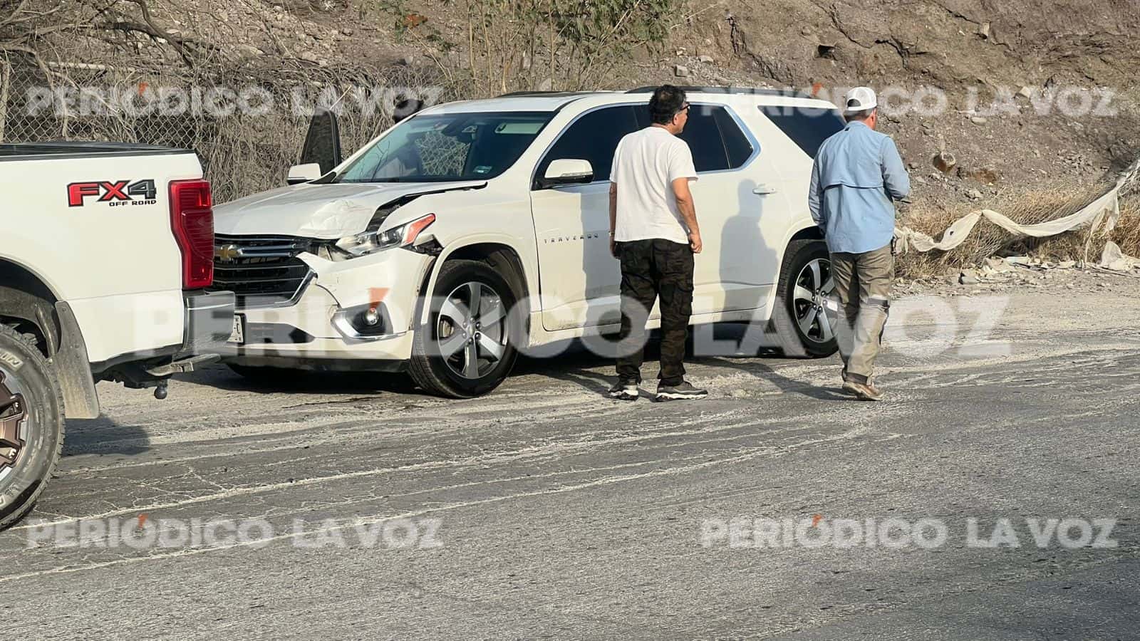Accidente en Monclova: camioneta Chevrolet Blazer choca contra Ford Super Duty