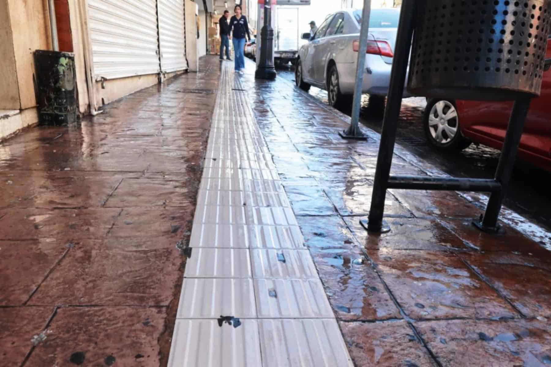 Limpieza profunda en Centro Hist&oacute;rico de Saltillo