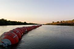 Estados Unidos amplía muro flotante en el Río Bravo: Kristi Noem lo confirma