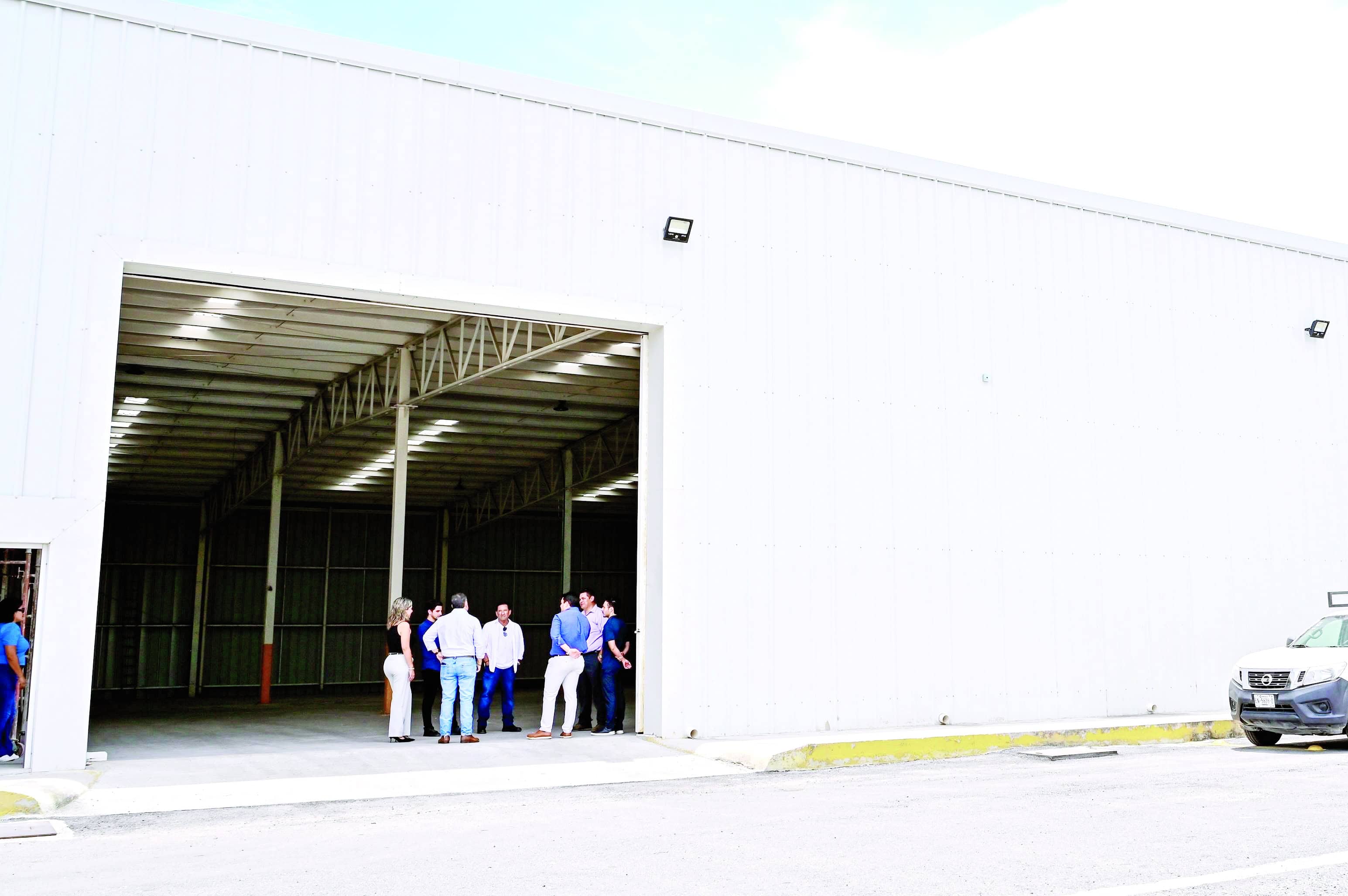 Enfrenta Dual crisis de vacantes pese a salarios competitivos