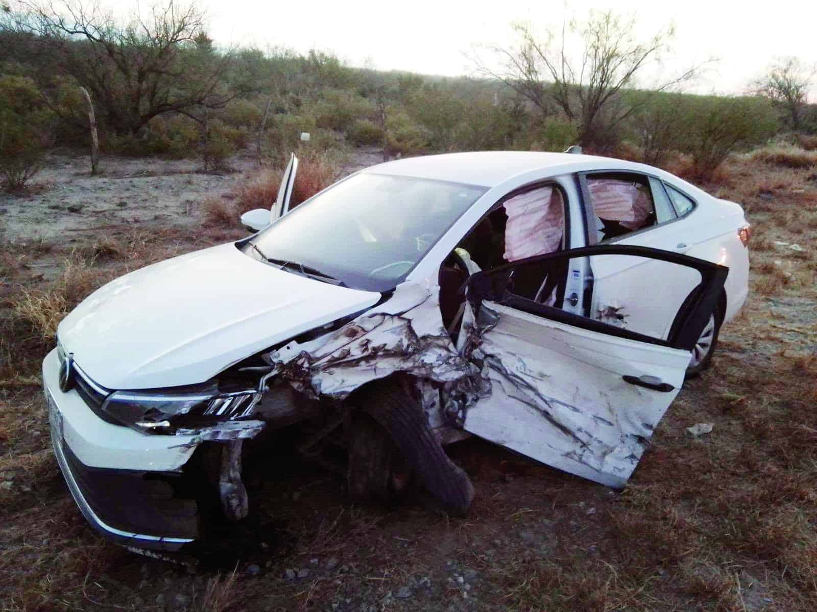 Lesionado tras choque entre tr&aacute;iler y Volkswagen en carretera 57