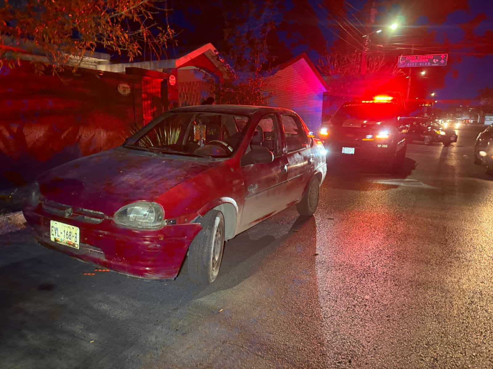 Se pasa alto y le pega a Chevy en la Guadalupe