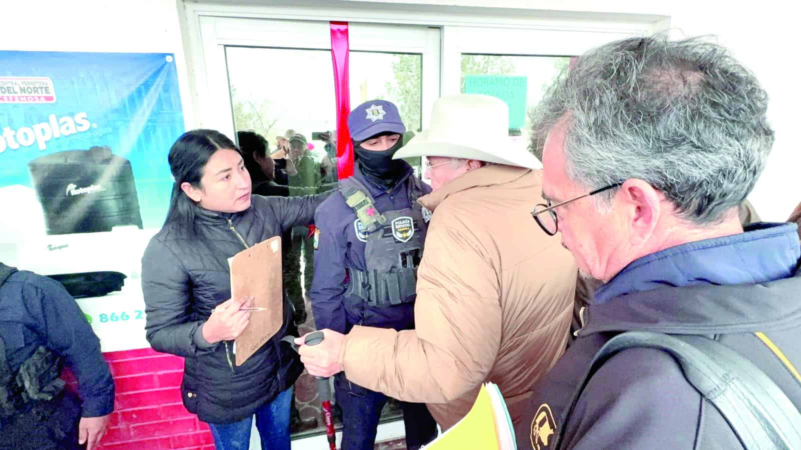 Entre reclamos eligen Presidente de la AG