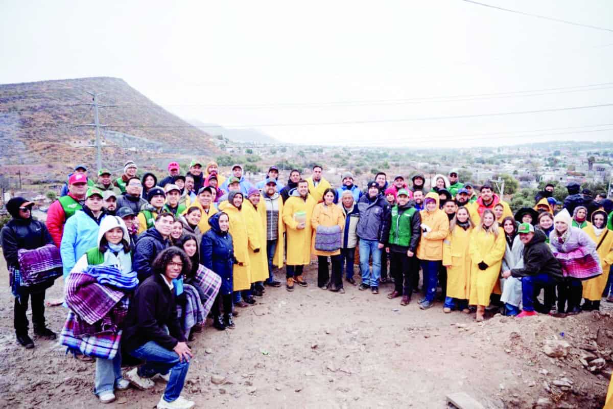 Javier D&iacute;az coordina apoyos ante bajas temperaturas en Saltillo