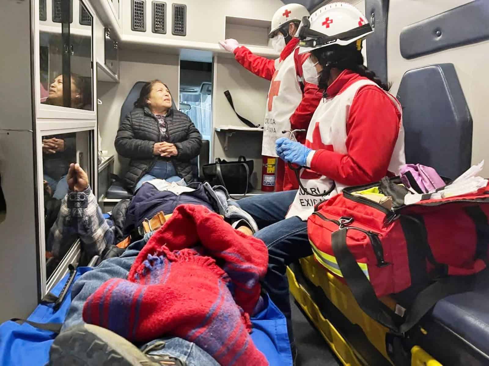 Accidente en Saltillo: tres heridos tras volcadura de veh&iacute;culo