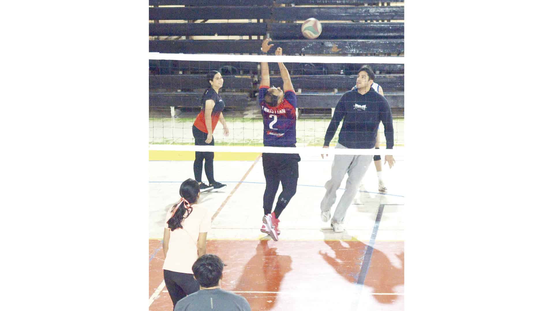 Leones vencen a Raptors en la jornada 23 de la Liga de Voleibol Rangelitos