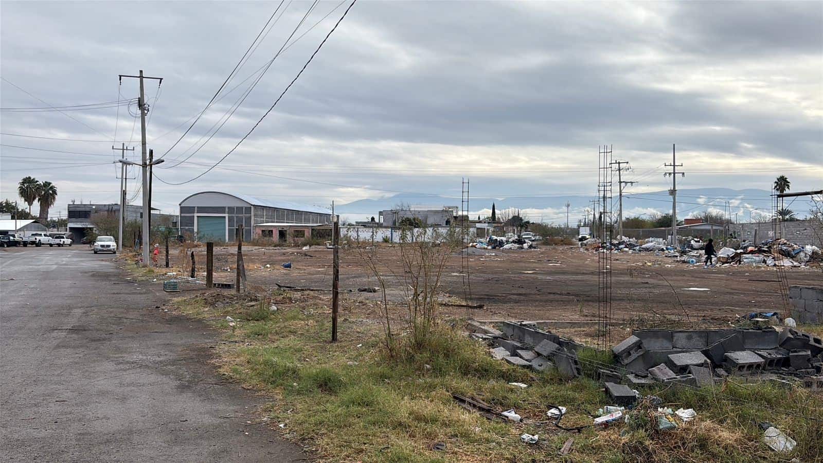 Desalojo en colonia Occidental: Efra&iacute;n Hern&aacute;ndez Campacos act&uacute;a para proteger a familias