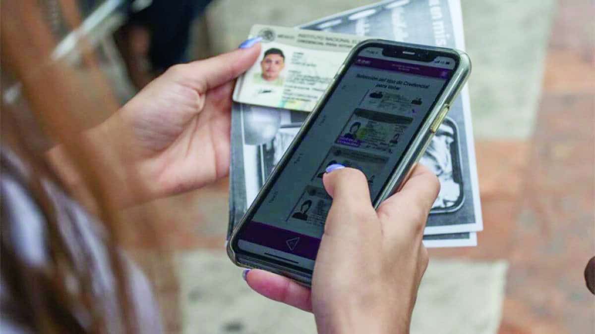 Coria Rohell advierte sobre riesgos del registro de l&iacute;neas telef&oacute;nicas