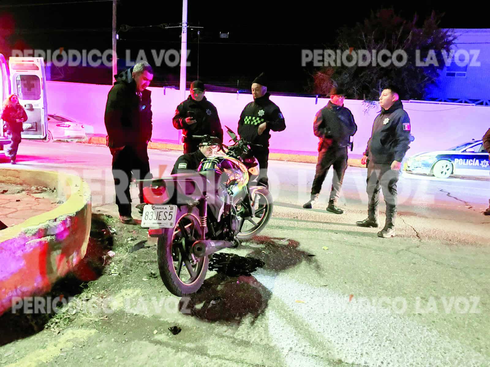 Joven motociclista hospitalizado tras accidente en Monclova