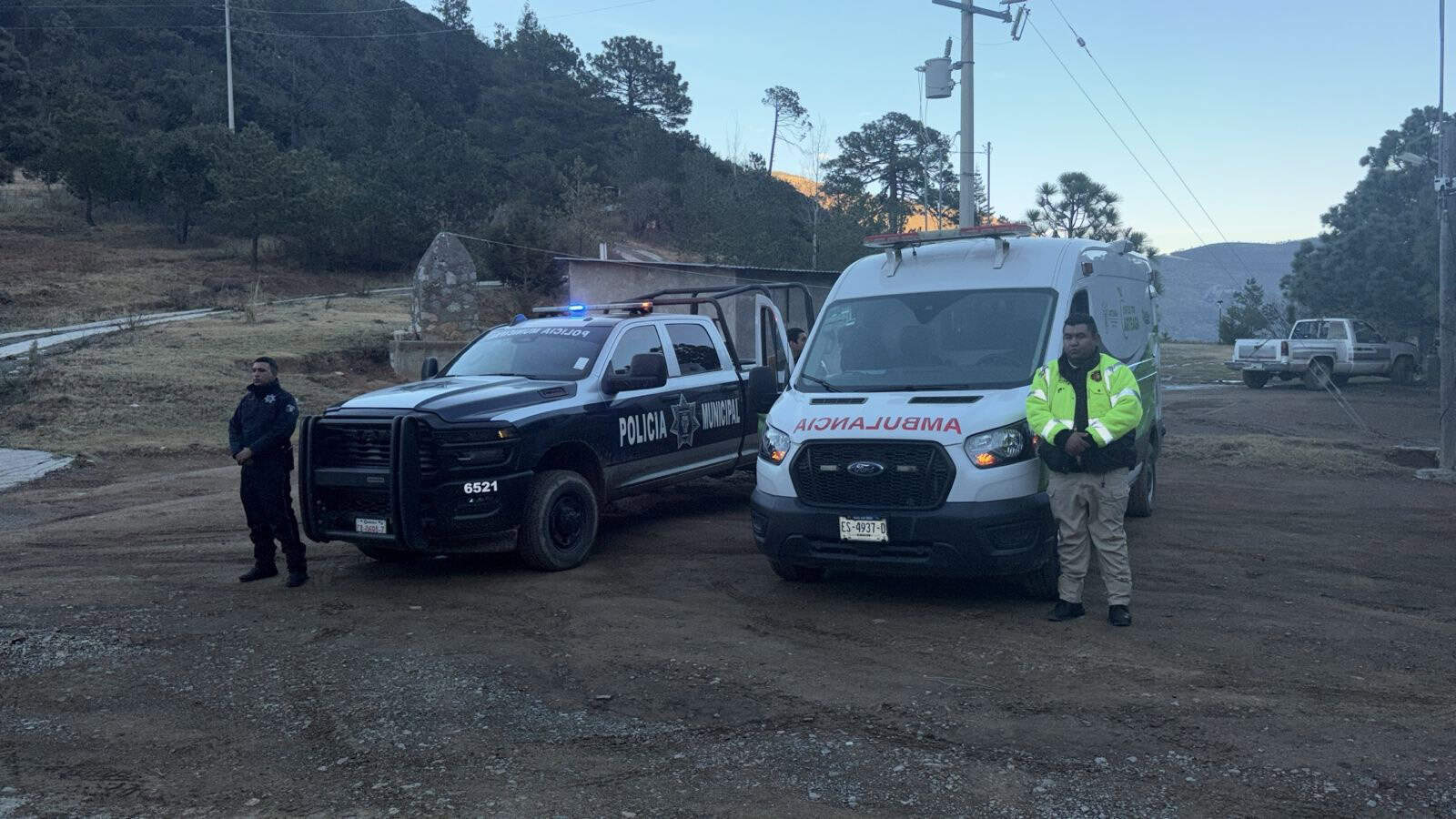 Rescatan a senderista herida en Sierra de la Marta
