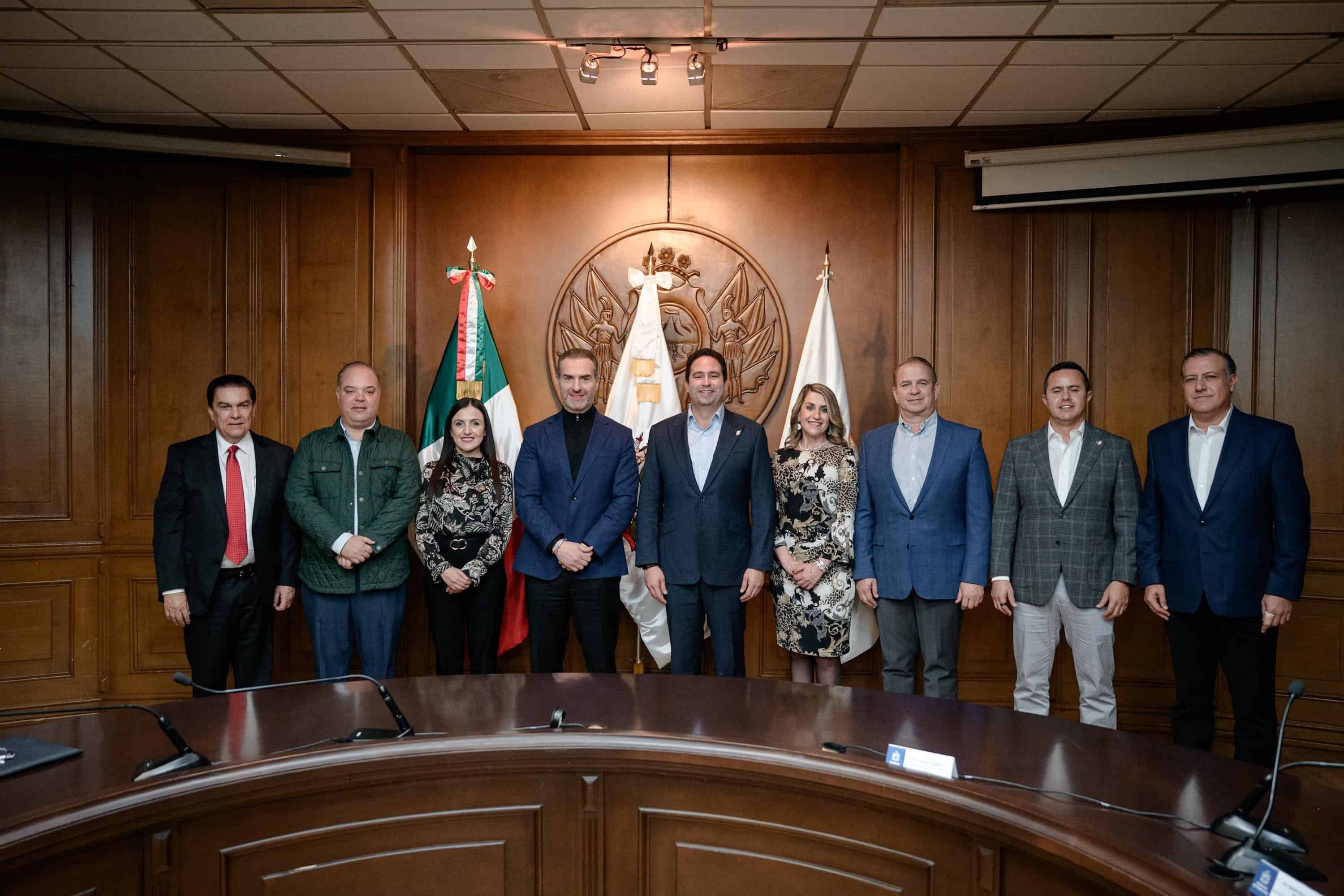 Alcaldes de Saltillo y Monterrey firman convenio para fortalecer colaboraci&oacute;n