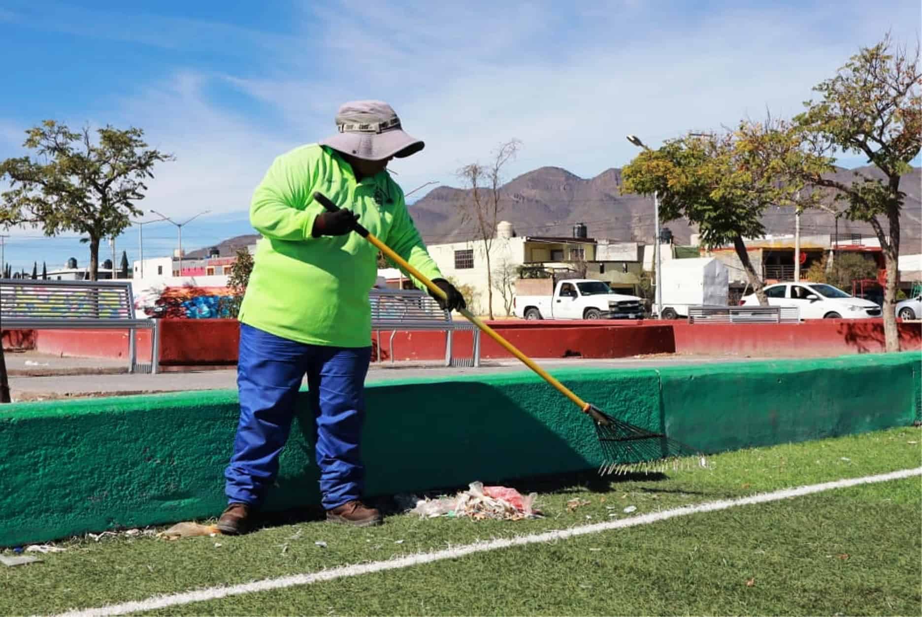Gobierno Municipal de Saltillo impulsa limpieza en &aacute;reas verdes