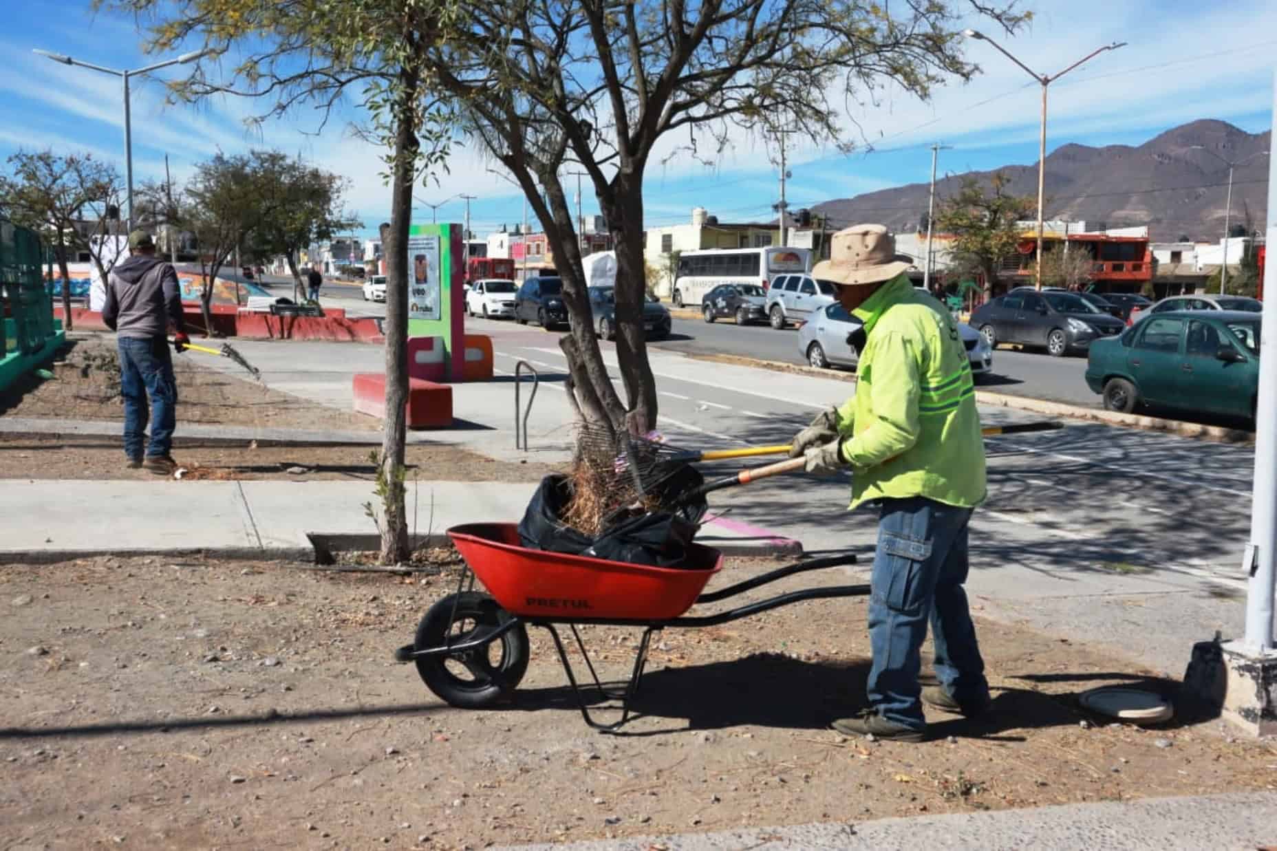Gobierno Municipal de Saltillo impulsa limpieza en &aacute;reas verdes