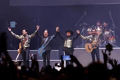 Los Tigres del Norte anuncian concierto monumental en Monterrey