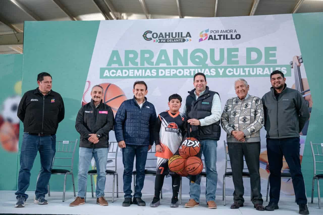 Javier D&iacute;az Gonz&aacute;lez inaugura 25 Academias Deportivas y Culturales en Saltillo