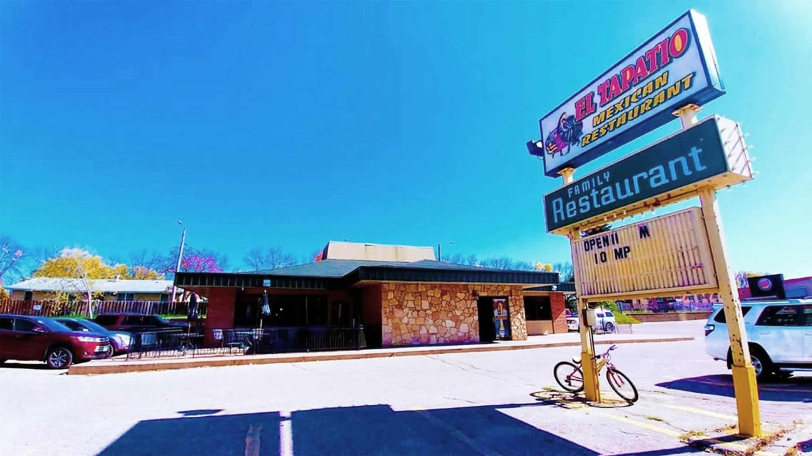 Agentes de ICE arrestan a empleados de restaurante mexicano en Minnesota tras comer all&iacute;