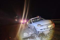 Atienden choque abandonado en puente Morelos–Nava; localizan vehículo con manchas de sangre