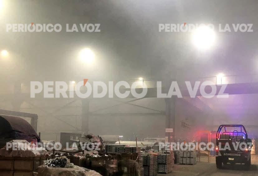 Incendio en Conduit Monclova provoca evacuaci&oacute;n de personal