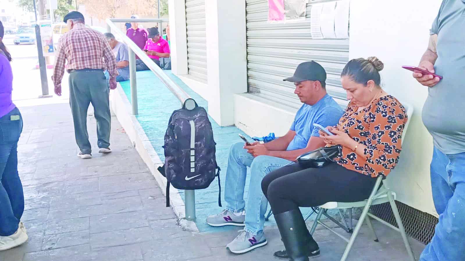 Huelga en Nacional Monte de Piedad afecta empe&ntilde;os en Monclova